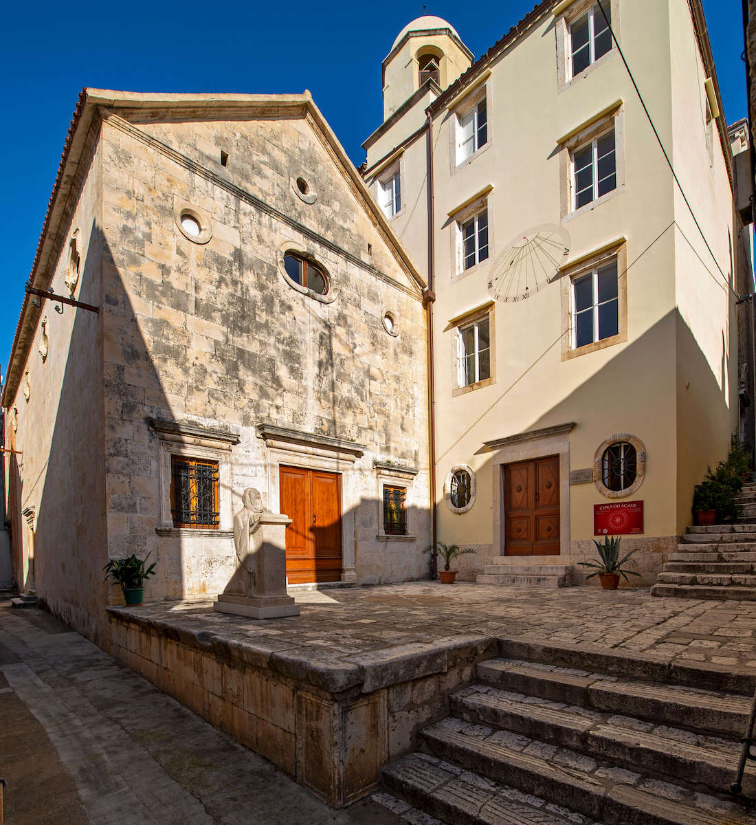 Hvar